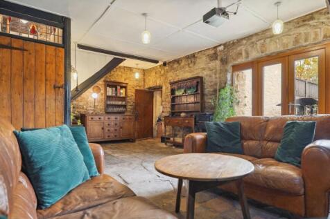 Property Image 32