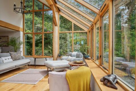 Conservatory / Garden room: