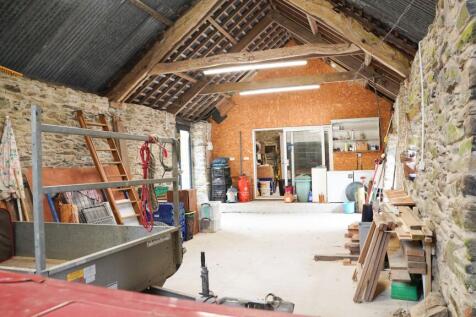 Workshop / Barn: