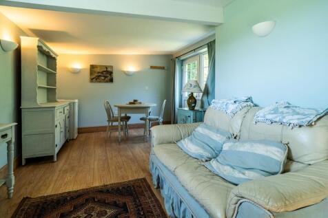 Living room 2
