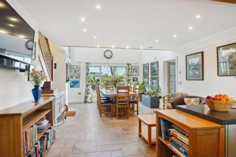 Open plan Dining/Living Area