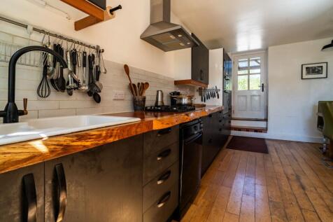 Kitchen / Breakfast Room
