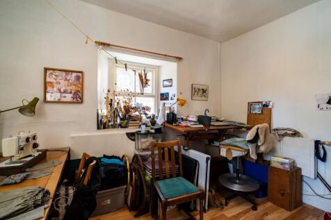 Reception Room 3 / Home office
