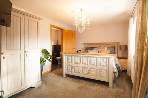 Rear Double Bedroom 3