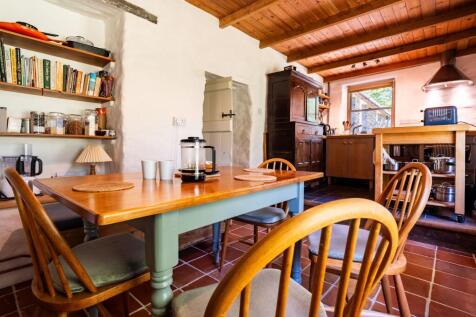 Kitchen / Breakfast Room