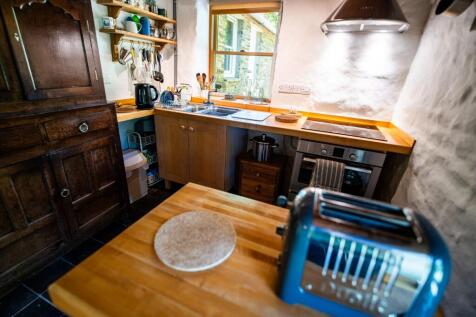 Kitchen / Breakfast Room