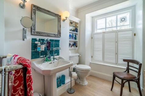 First Floor Bathroom