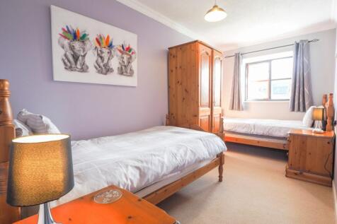 Cherry TwinBedroom