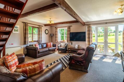 Oak Cottage Lounge