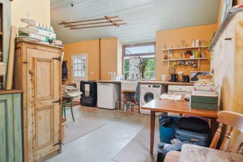 Utility  Reception Room 3