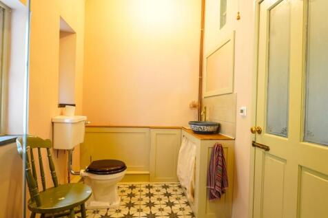 Shower Room Downstairs