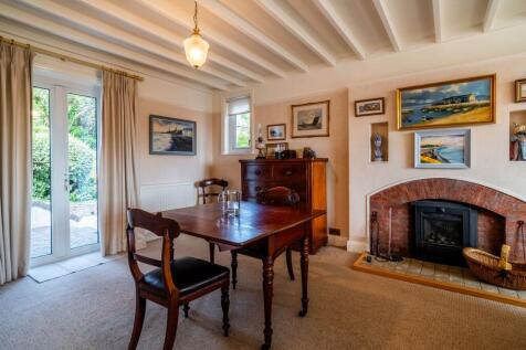 Sitting / Dining Room