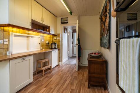 Kitchen / Breakfast Room