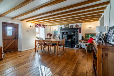 Open Plan Dining Room / Reception Hall