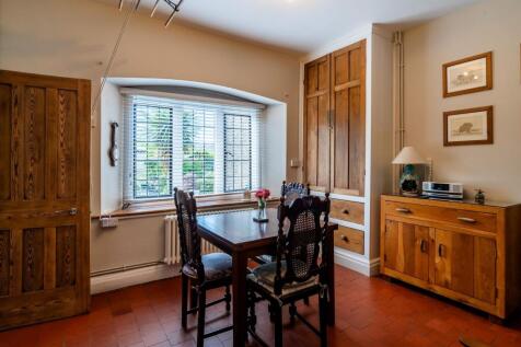 Breakfast Room