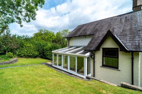 Conservatory / Sun Room
