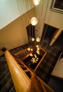 FIRST FLOOR LANDING