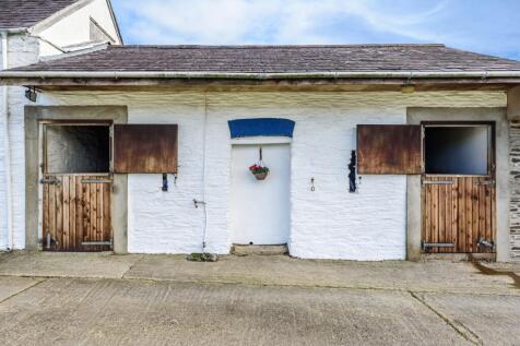 Equestrian Facilities &amp; Land
