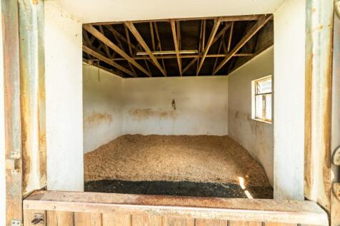 Equestrian Facilities &amp; Land