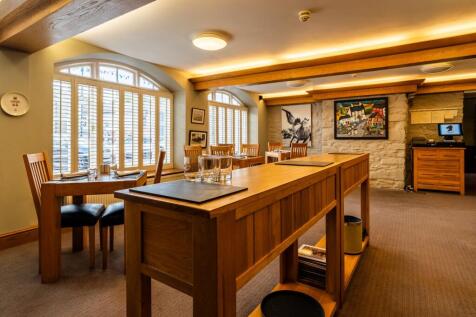 Restaurant 2