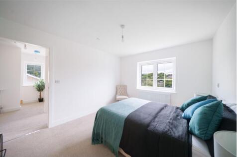 Bedroom 1 (Top Left)