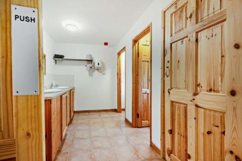 Property Image 136