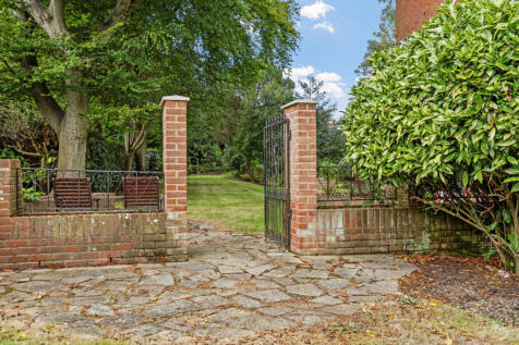 Property Image 12