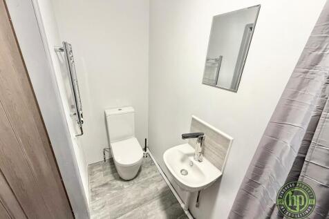 Shower Room 1
