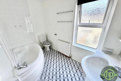 IMG-20251118-WA00...