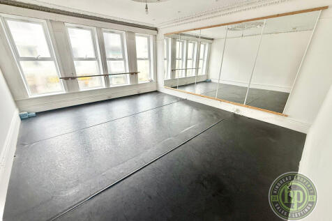 Studio 3