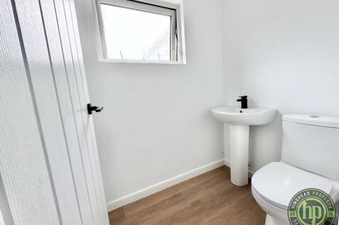 IMG-20251029-WA00...