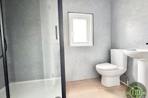 IMG-20251029-WA00...