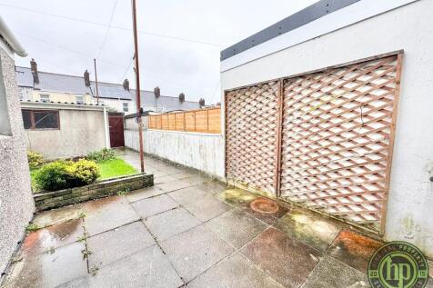 IMG-20251029-WA00...