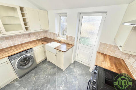 IMG-20251119-WA00...