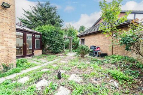 Rear &amp; Side Garden