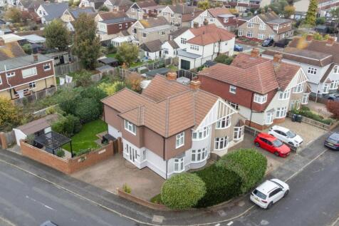 Heathview Crescent
