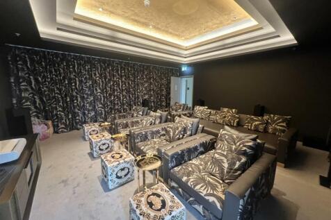 Private Cinema - For Sale - SW8