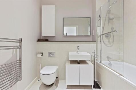 Modern flats in E14.jpg