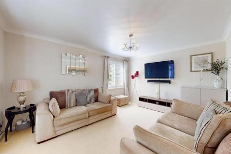 Second living Room - - Spacious house for Sale - E