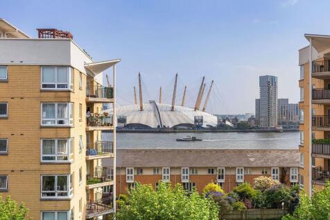 View the O2 from your balcony at Newport Avenue - 
