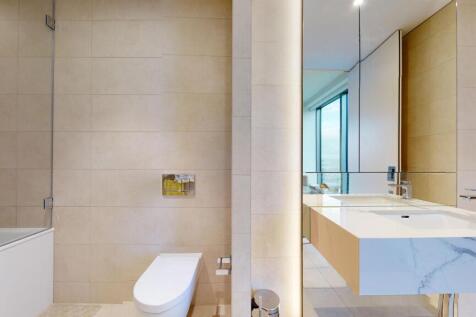 2nd bathroom with bathtub Dining Room for deliciou