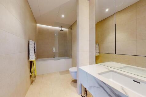 2nd bathroom with bathtub Dining Room for deliciou