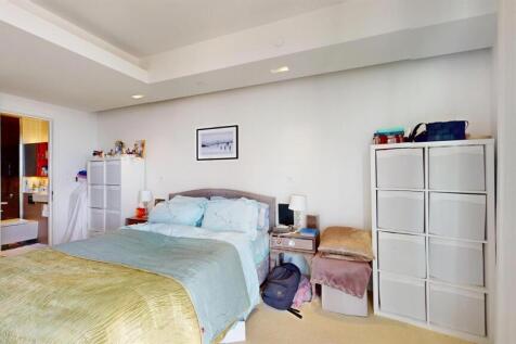 Property for sale at Royal Docks, by barrain londo