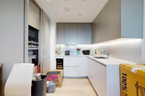 Two Bedroom apartment to rent by Barrain London