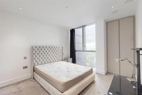 Two Bedroom apartment to rent by Barrain London
