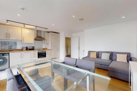 3 Bedrooms Property to rent in E14 - Barrain Londo
