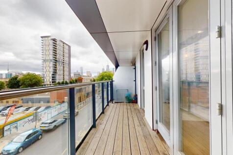 3 Bedrooms to rent in E14 - Barrain London