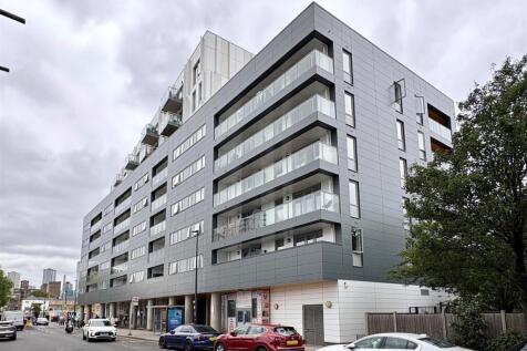 3 Bedrooms Property to rent in E14 - Barrain Londo