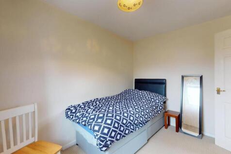 Property for sale by Barrain London