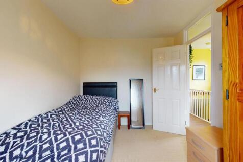 3 Bedroom House For Sale, Custom House, E16, By Ba